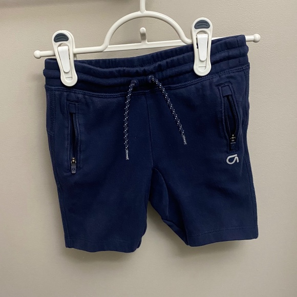 Gap Athletic Shorts 🖤3 for 10🖤 - Picture 1 of 2